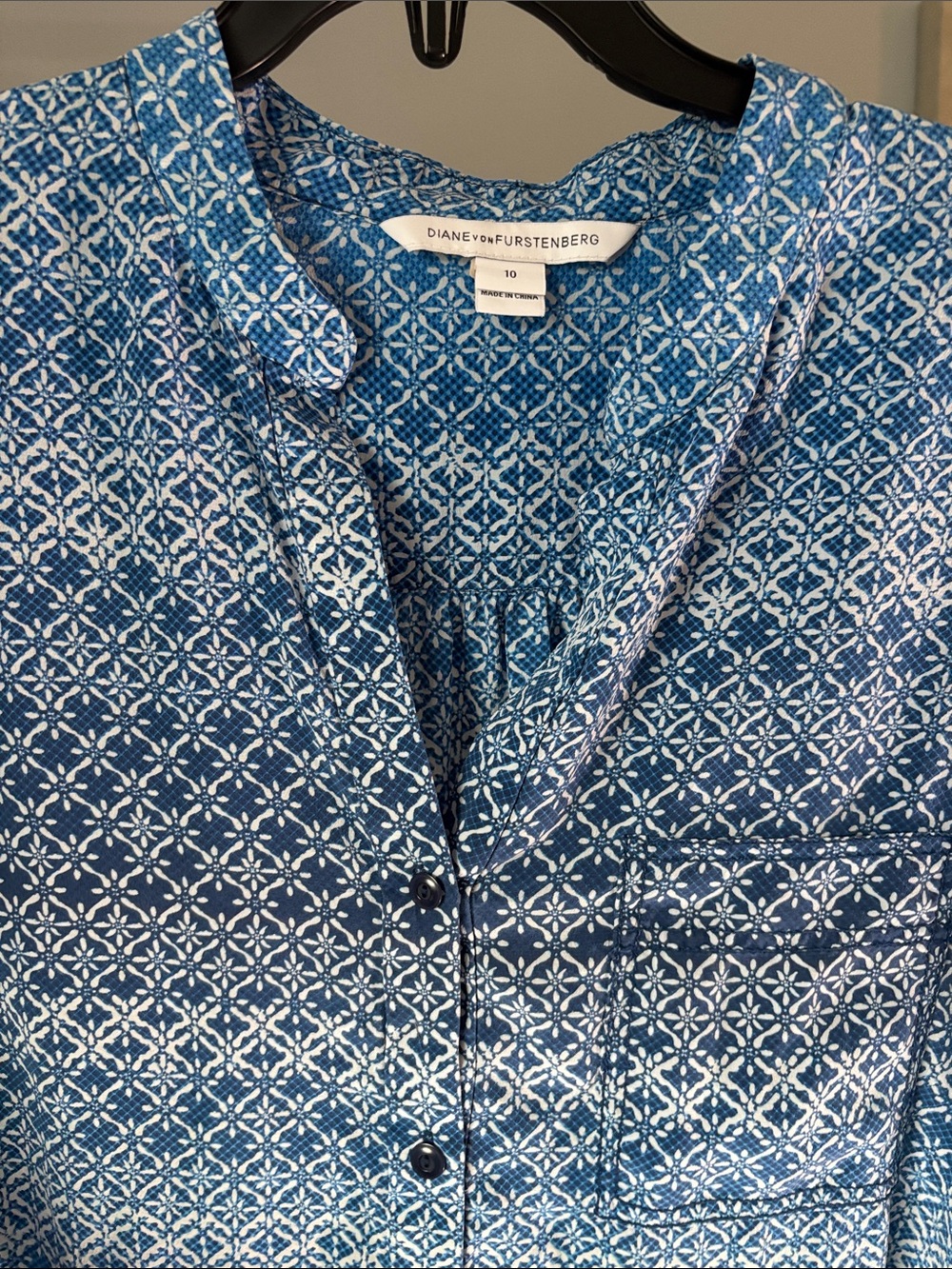Diane Von Furstenberg Blue and White Printed Button-Down Blouse - Picture 11 of 12
